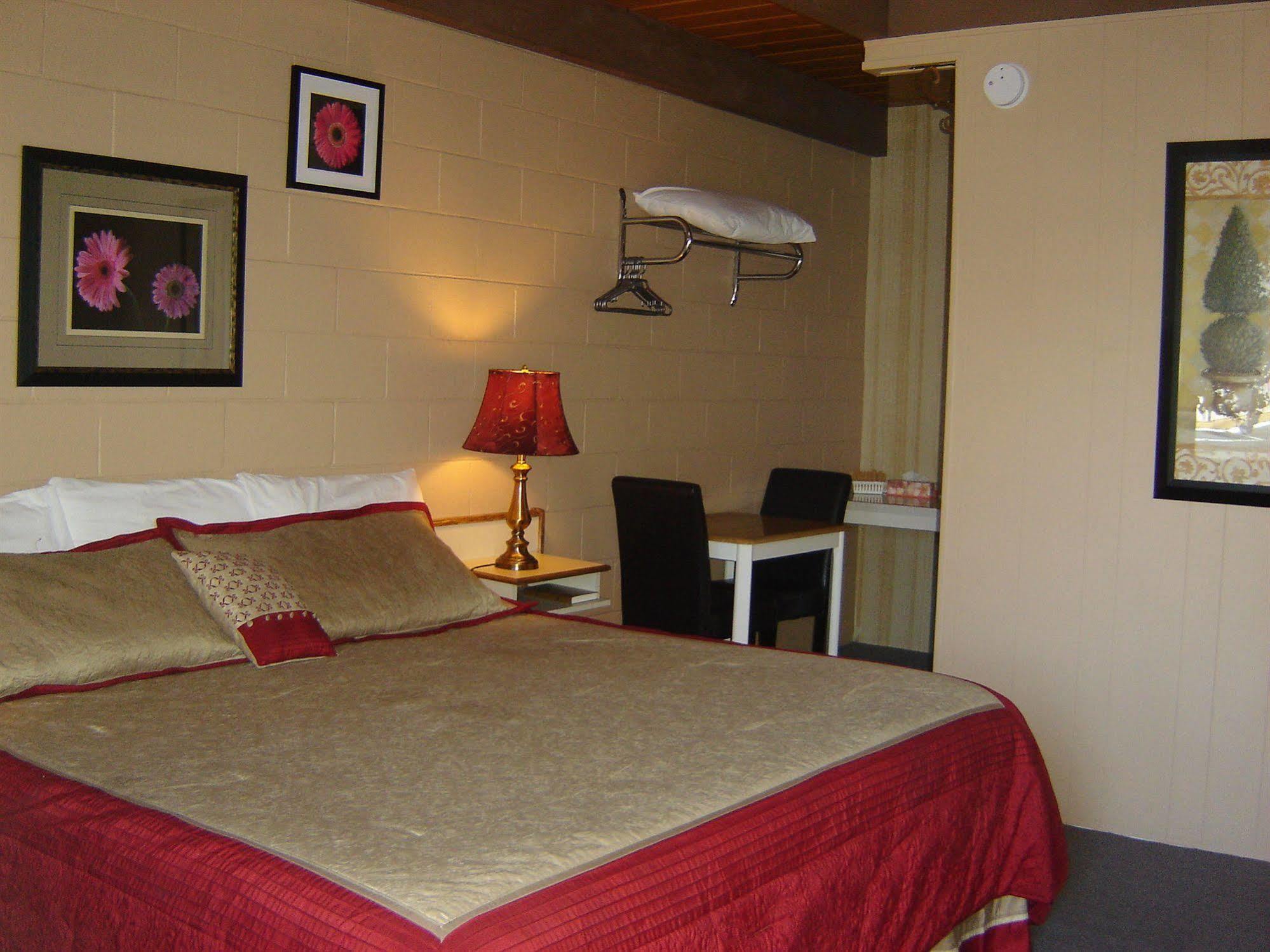 פנטיקטון Flamingo Motel מראה חיצוני תמונה